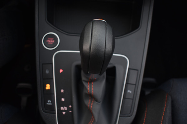 Seat Ibiza TSI 116PK DSG FR-SPORT CAMERA/ACC/CARPLAY 1E EIG