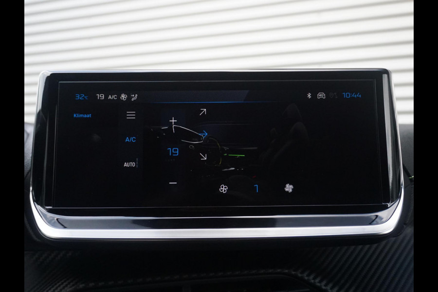 Peugeot 208 1.2 Hybrid 110 e-DCS6 GT | TOT 8 JAAR GARANTIE | ALCANTARA INTERIEUR