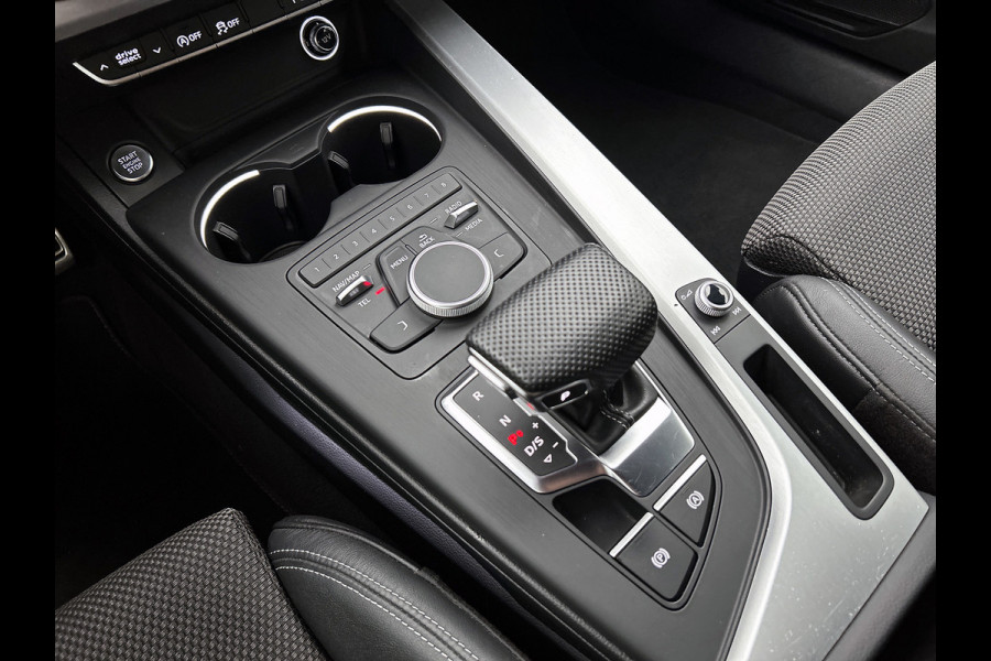 Audi A5 Sportback 40 TFSI Sport S-line Edition(NL-auto, Goed OnderH, Trekhaak, StoelV, Climate Con, Navi, PDC, Cruise Con, Etc)