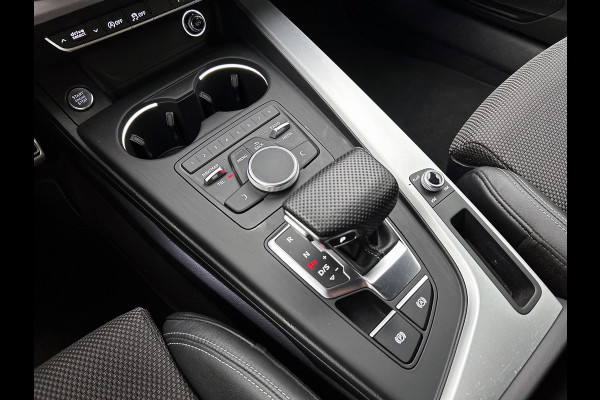 Audi A5 Sportback 40 TFSI Sport S-line Edition(NL-auto, Goed OnderH, Trekhaak, StoelV, Climate Con, Navi, PDC, Cruise Con, Etc)