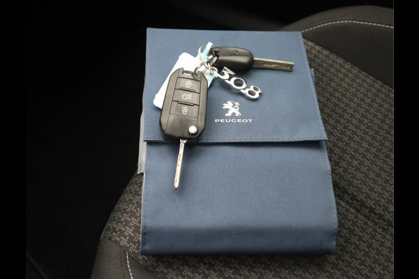 Peugeot 308 SW 1.2 PureTech Blue Lease Executive Navi / Climate / Pano / Pdc / Elekramen / Distributie recent vervangen / Onderhoud reeds uitgevoerd /