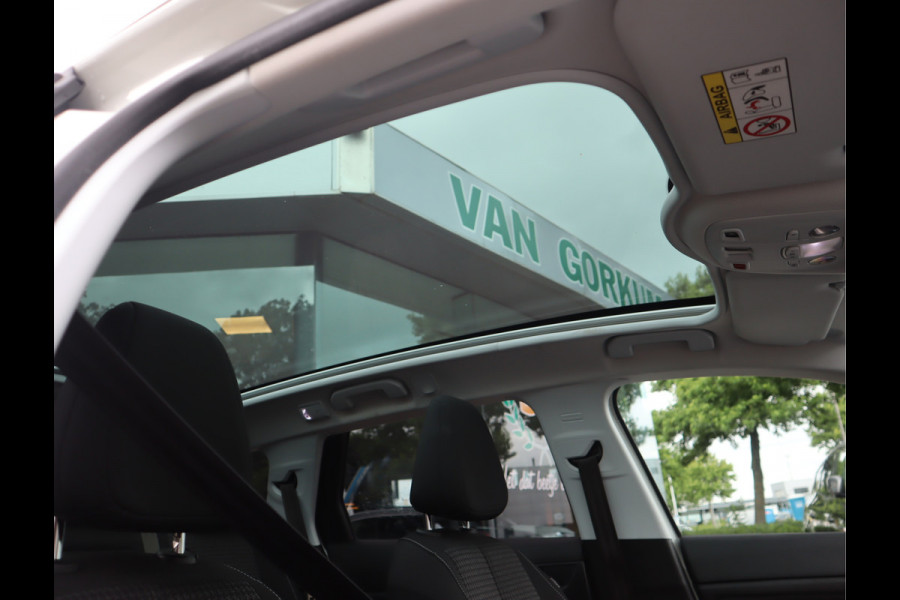Peugeot 308 SW 1.2 PureTech Blue Lease Executive Navi / Climate / Pano / Pdc / Elekramen / Distributie recent vervangen / Onderhoud reeds uitgevoerd /
