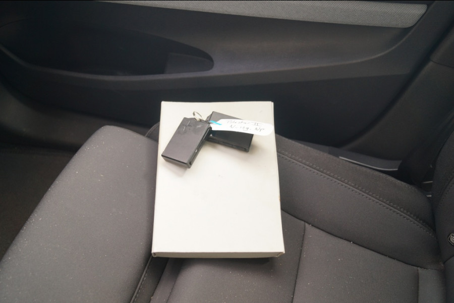 Polestar 2 Long Range Dual Motor 78kWh Launch Edition -SOH92%-PANO-TREKHAAK