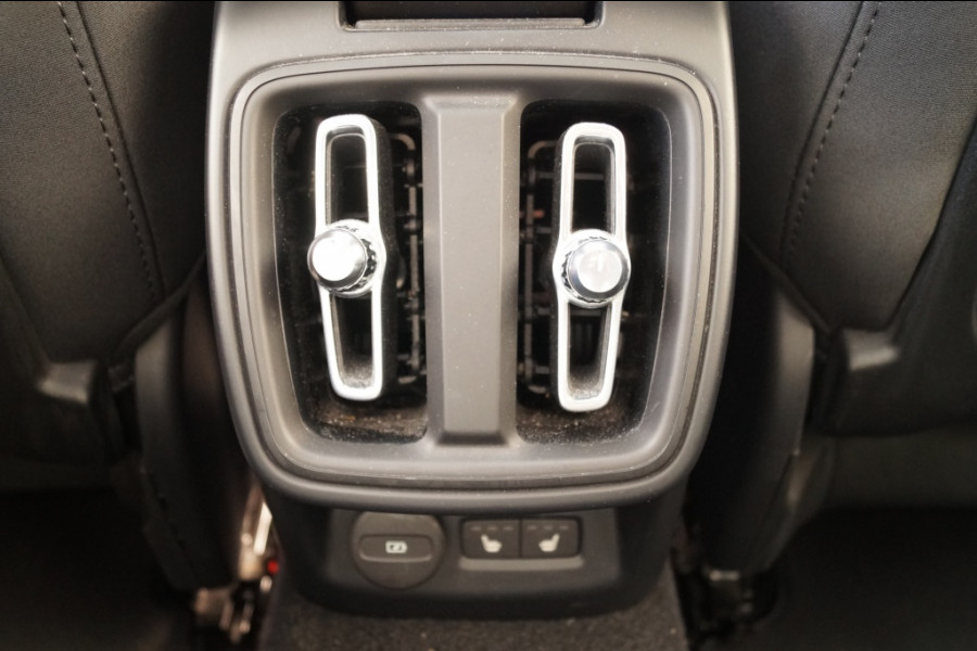 Polestar 2 Long Range Dual Motor 78kWh Launch Edition -SOH92%-PANO-TREKHAAK