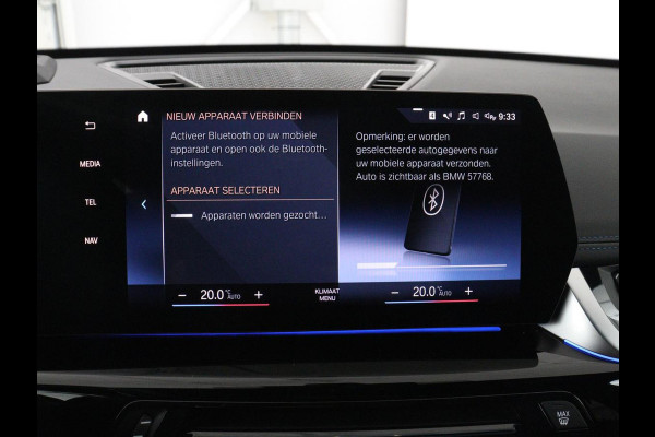 BMW X1 xDrive23i M-sport | Panoramadak | Head-up | Harman Kardon | Stuur/Stoelverwarming | 360 camera | Carplay | Memory | Climate control | Sfeerverlichting | Full LED | Leder / Alcantara
