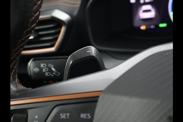 CUPRA Formentor 1.4 e-Hybrid 245 PK + SPORTUITLAAT | 19 INCH SFEERVERL. | CAMERA | STOELVERW. | STUURVERW. | VIRTUAL