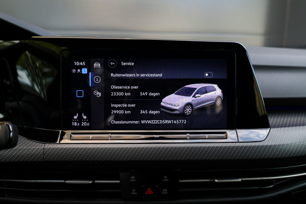 Volkswagen Golf 2.0 TSI R 4Motion | PANO | AKRAPOVIC | DODE HOEK | STUURVERW | IQ-LIGHT |