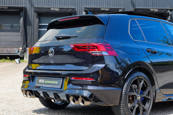 Volkswagen Golf 2.0 TSI R 4Motion | PANO | AKRAPOVIC | DODE HOEK | STUURVERW | IQ-LIGHT |
