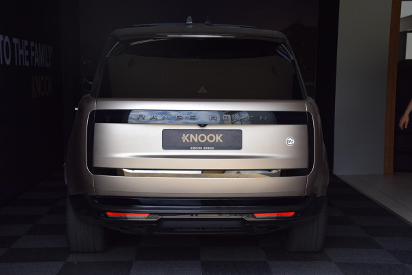 Land Rover Range Rover 4.4 P530 SV