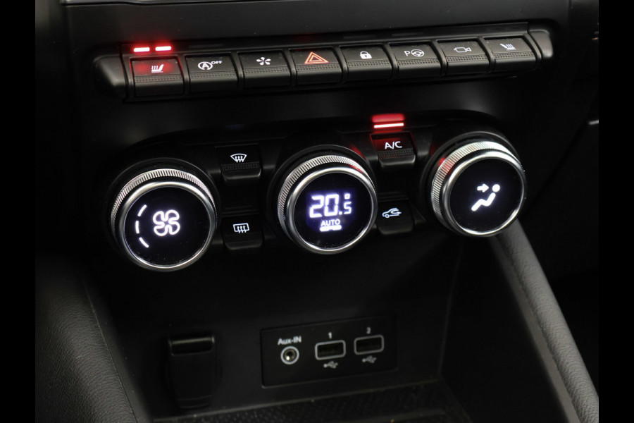 Renault Captur 1.3 TCe 155 Initiale Paris 155 PK (PANORAMADAK,APPLE CARPLAY,LED,LEDER,ELECTISCHE STOELEN,WINTERPAKKET,PDC)