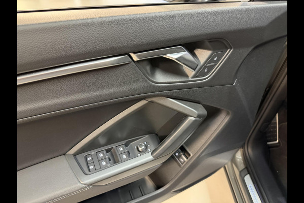 Audi Q3 Sportback 45 TFSI e S Edition 18"/Panoramadak/Dodehoek/Leder/Camera/Elektrische klep/Keyless