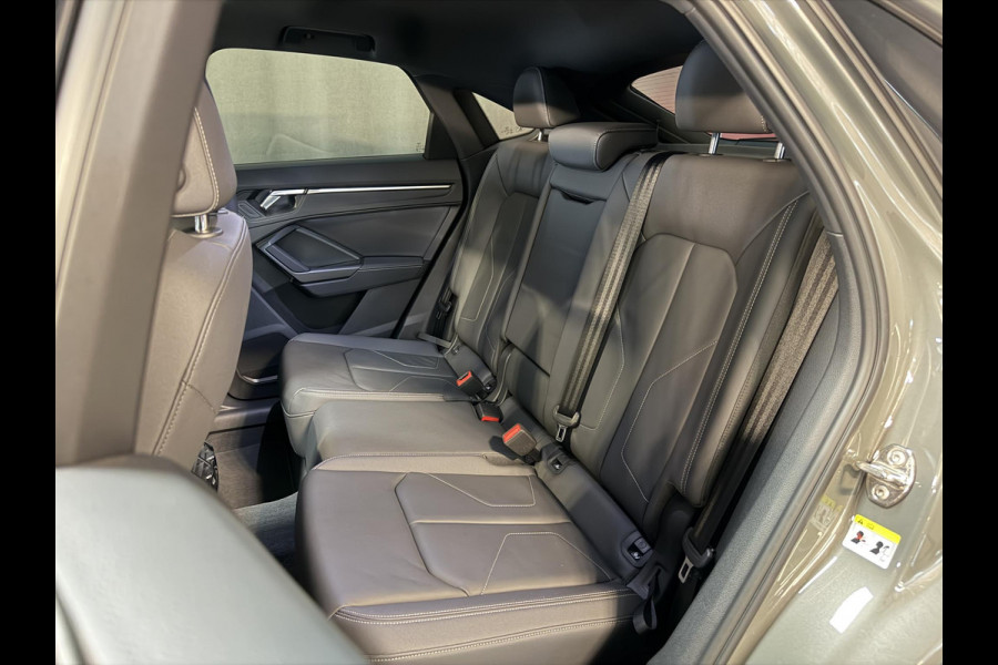 Audi Q3 Sportback 45 TFSI e S Edition 18"/Panoramadak/Dodehoek/Leder/Camera/Elektrische klep/Keyless