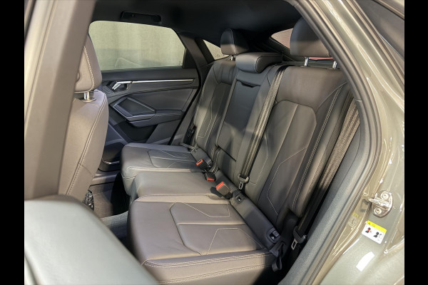 Audi Q3 Sportback 45 TFSI e S Edition 18"/Panoramadak/Dodehoek/Leder/Camera/Elektrische klep/Keyless