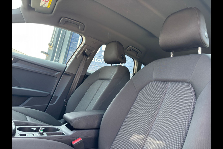 Audi A3 Sportback 1.4 40 TFSI e 204 PK PHEV S-Tronic Virtual cockpit 16 inch LM velgen Business pack Navigatie Keyless advanced