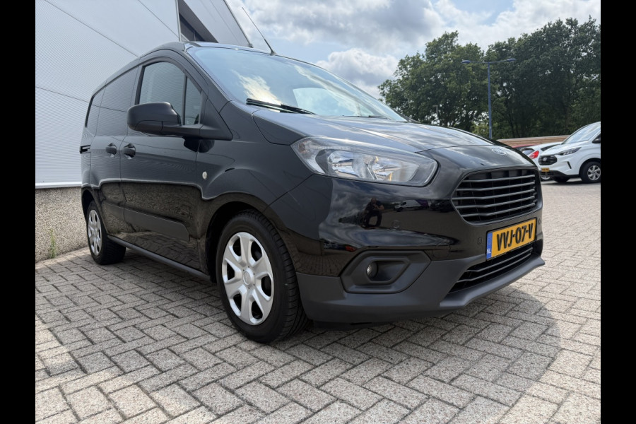 Ford Transit Courier 1.5 TDCI Trend Dura. DRIVERPACK! NAVI! CARPLAY! CAMERA!