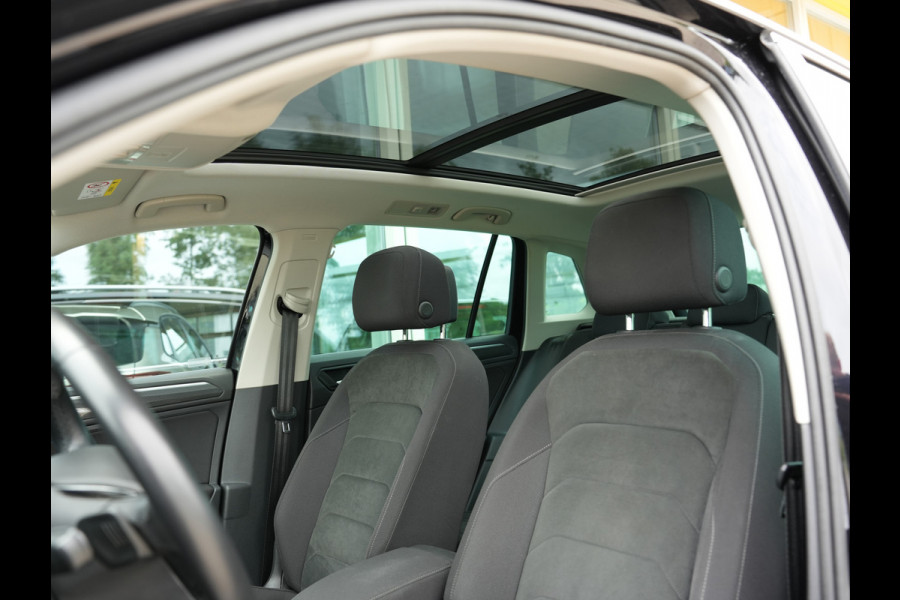 Volkswagen Tiguan 1.5 TSI ACT Comfortline Business | Panorama dak | Adaptive Cruise | Stoelverwarming