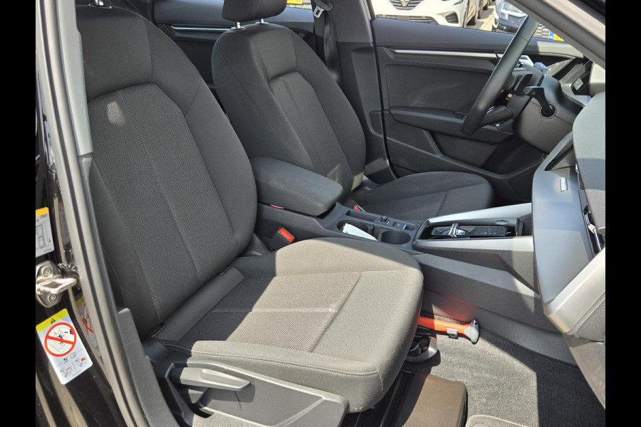 Audi A3 Limousine 30 TFSI Pro Line NL-AUTO | 1STE EIGENAAR | SPORT ONDERSTEL