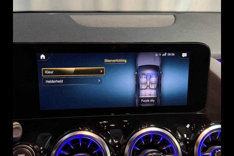 Mercedes-Benz GLA 250 e Business Solution Luxury Limited 18"/Trekhaak/Sfeerverlichting/Camera/PDC v+a/Apple Carplay & Android Auto