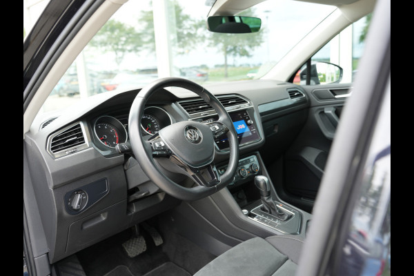 Volkswagen Tiguan 1.5 TSI ACT Comfortline Business | Panorama dak | Adaptive Cruise | Stoelverwarming