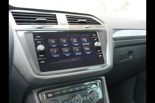 Volkswagen Tiguan 1.5 TSI ACT Comfortline Business | Panorama dak | Adaptive Cruise | Stoelverwarming