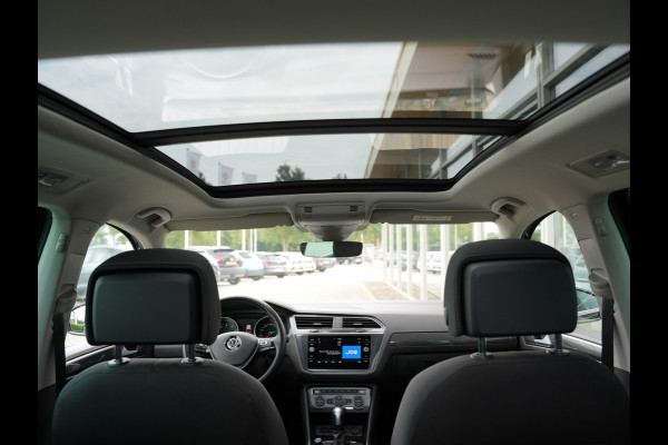 Volkswagen Tiguan 1.5 TSI ACT Comfortline Business | Panorama dak | Adaptive Cruise | Stoelverwarming