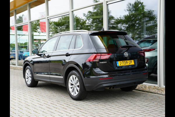 Volkswagen Tiguan 1.5 TSI ACT Comfortline Business | Panorama dak | Adaptive Cruise | Stoelverwarming