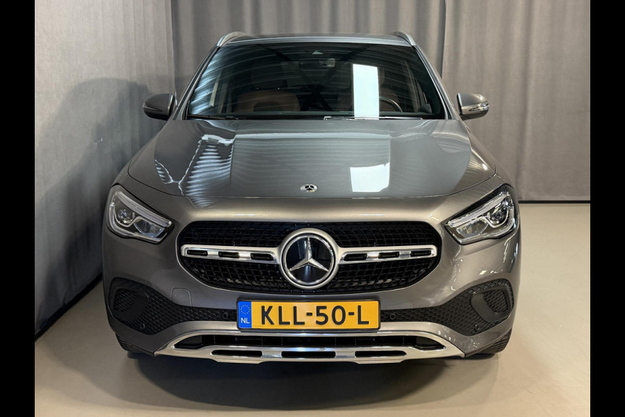 Mercedes-Benz GLA 250 e Business Solution Luxury Limited 18"/Trekhaak/Sfeerverlichting/Camera/PDC v+a/Apple Carplay & Android Auto