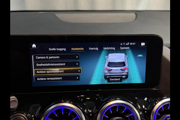 Mercedes-Benz GLA 250 e Business Solution Luxury Limited 18"/Trekhaak/Sfeerverlichting/Camera/PDC v+a/Apple Carplay & Android Auto