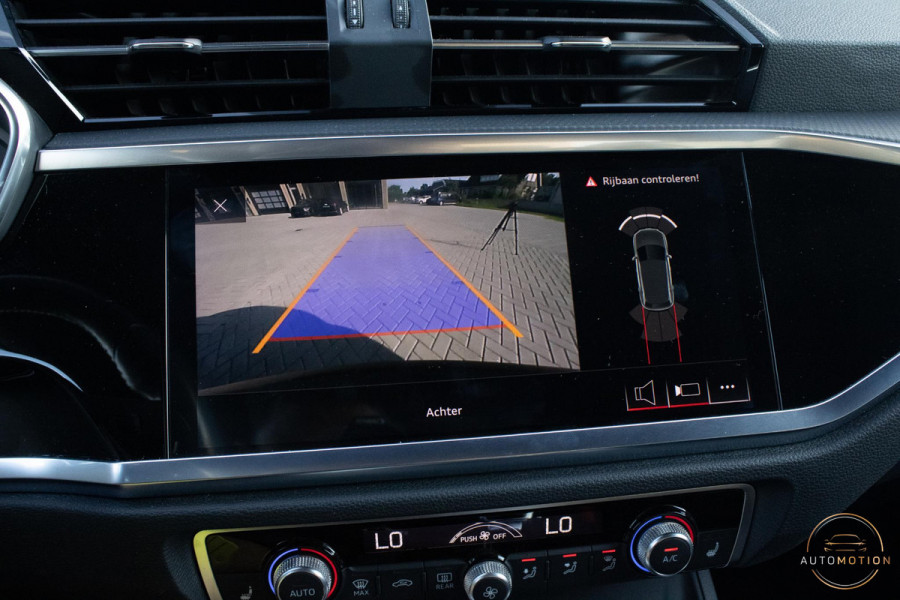 Audi Q3 Sportback 45 TFSIe S line B&O Camera Sfeerverlichting Trekhaak Rode Stiksels