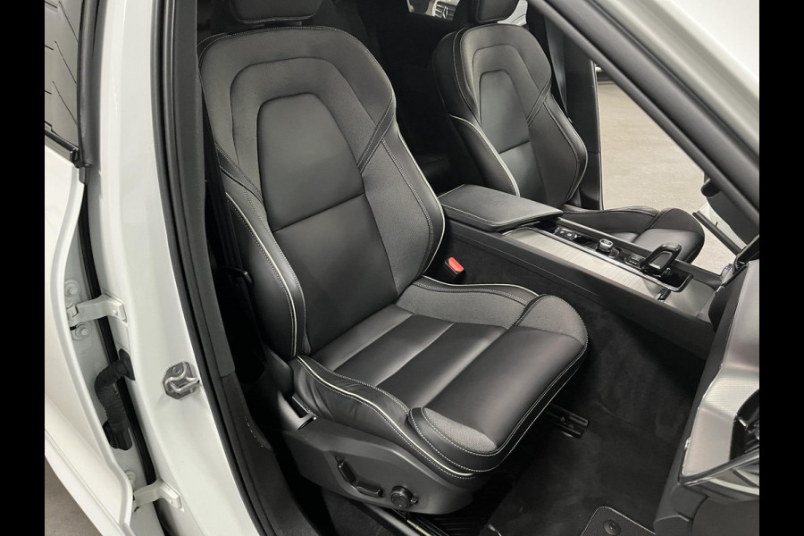 Volvo XC60 2.0 T6 Plug-in hybrid AWD Ultimate Dark Trekhaak | Bowers & Wilkins | Adapt. cruise | Open dak | 360 camera | Head-up | Stoel-/stuurverwarming | Memory