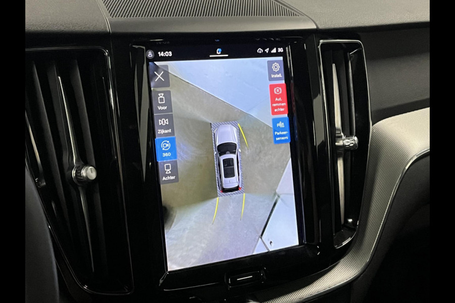 Volvo XC60 2.0 T6 Plug-in hybrid AWD Ultimate Dark Trekhaak | Bowers & Wilkins | Adapt. cruise | Open dak | 360 camera | Head-up | Stoel-/stuurverwarming | Memory