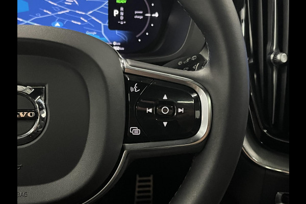 Volvo XC60 2.0 T6 Plug-in hybrid AWD Ultimate Dark Trekhaak | Bowers & Wilkins | Adapt. cruise | Open dak | 360 camera | Head-up | Stoel-/stuurverwarming | Memory