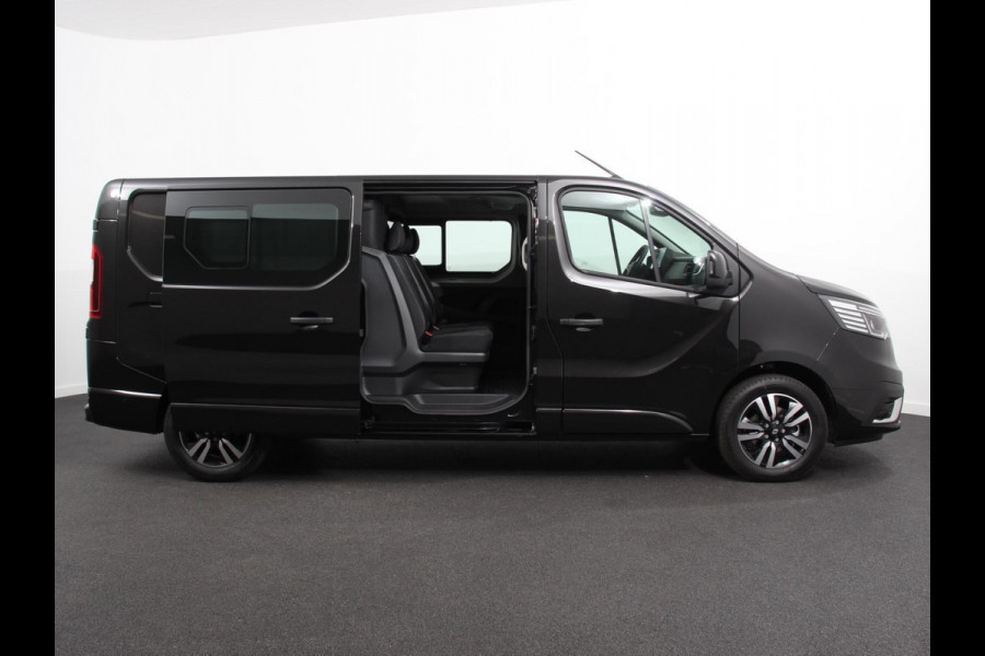 Renault Trafic 2.0 Blue dC1 150 EDC T29 L2H1 Extra Dubbele Cabine Navigatie Airco Lichtmetalen velgen Betimmering Trekhaak Camera Parkeer sensoren  Dab