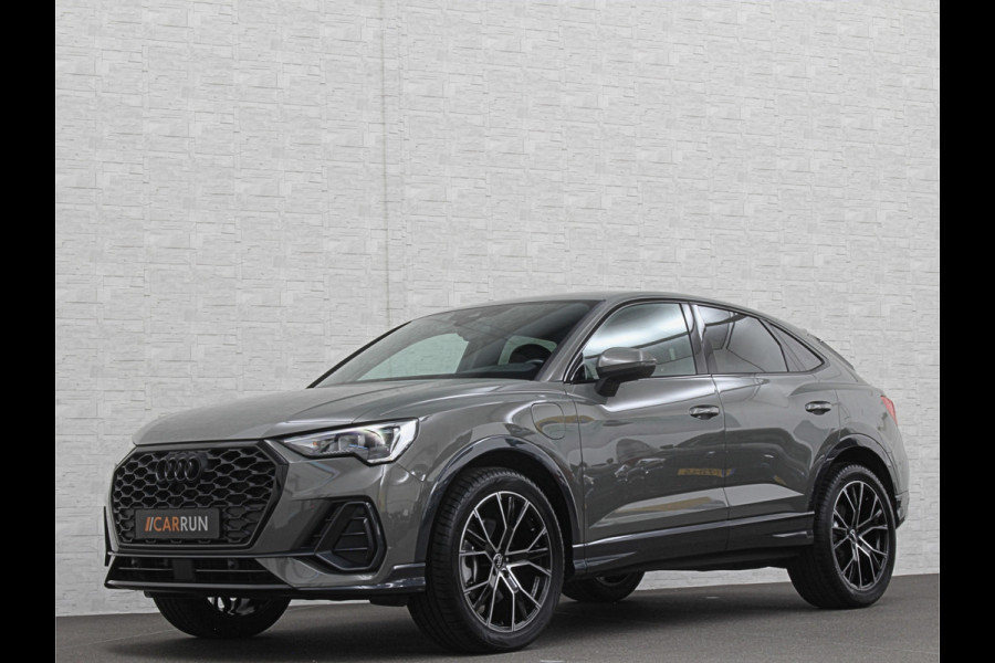 Audi Q3 Sportback 45 TFSI e 245pk S-Line | ACC | Trekhaak | Navi Plus | Lane Assist | Dodehoek | Carplay | LED | Stoelverwarming | Climate-Control | Interieur-Voorverwarming | Bovag Garantie |