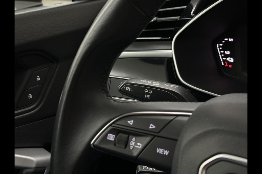 Audi Q3 Sportback 45 TFSI e 245pk S-Line | ACC | Trekhaak | Navi Plus | Lane Assist | Dodehoek | Carplay | LED | Stoelverwarming | Climate-Control | Interieur-Voorverwarming | Bovag Garantie |