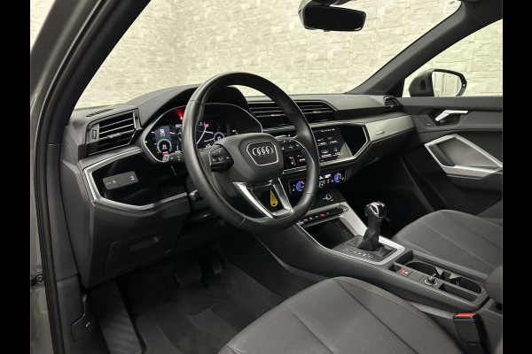 Audi Q3 Sportback 45 TFSI e 245pk S-Line | ACC | Trekhaak | Navi Plus | Lane Assist | Dodehoek | Carplay | LED | Stoelverwarming | Climate-Control | Interieur-Voorverwarming | Bovag Garantie |