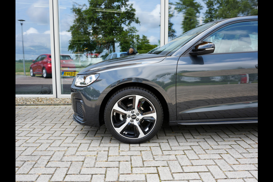 Audi A1 Sportback 25 TFSI Advanced edition | Audi virtual cockpit | Voorstoelen verwarmd | Cruise control  |