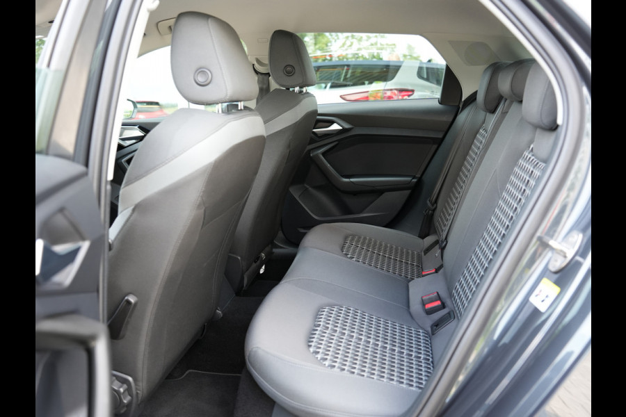 Audi A1 Sportback 25 TFSI Advanced edition | Audi virtual cockpit | Voorstoelen verwarmd | Cruise control  |