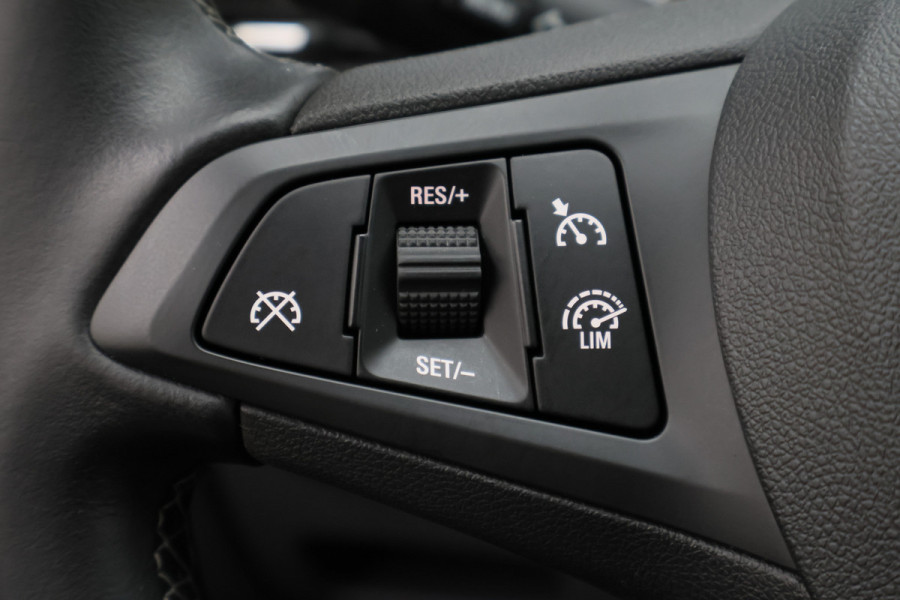 Opel Corsa 1.0 Turbo Online Edition Camera, Apple Carplay, Climate, Cruise, PDC