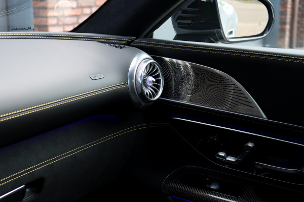 Mercedes-Benz AMG GT AMG 63 4MATIC+ Coupé | Keramisch | Carbon | AMG Dynamic+ | Achterasbesturing | Panoramadak | Performance-Stoelen | Multicountourstoelen | Burmester | Distronic+ |