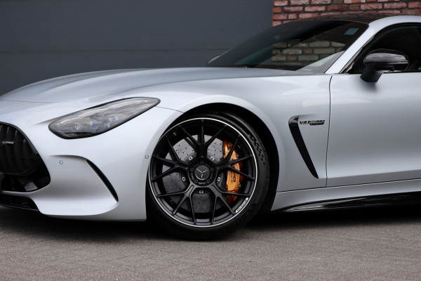 Mercedes-Benz AMG GT AMG 63 4MATIC+ Coupé | Keramisch | Carbon | AMG Dynamic+ | Achterasbesturing | Panoramadak | Performance-Stoelen | Multicountourstoelen | Burmester | Distronic+ |