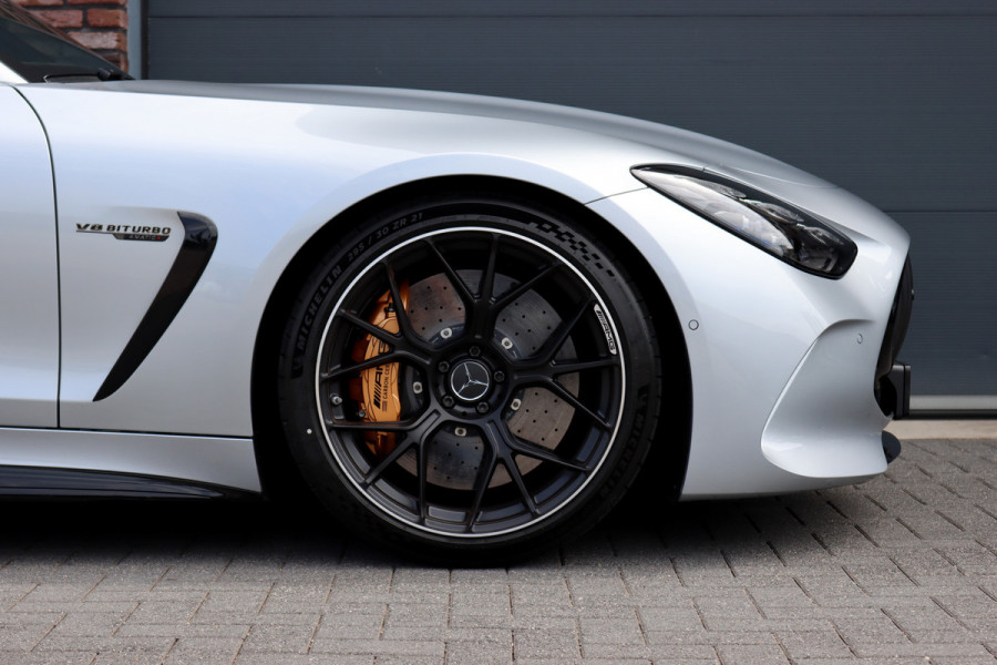 Mercedes-Benz AMG GT AMG 63 4MATIC+ Coupé | Keramisch | Carbon | AMG Dynamic+ | Achterasbesturing | Panoramadak | Performance-Stoelen | Multicountourstoelen | Burmester | Distronic+ |