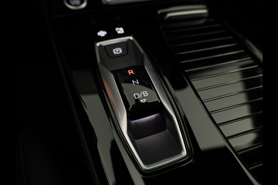 Audi A6 Sportback e-tron Advanced edition 83 kWh 286pk | Trekhaak wegklapbaar | Sportstoelen met lederen bekleding | Verwambare stoelen voor en achter| 20 inch Lichtmetalen velgen