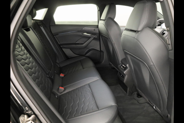 Audi A6 Sportback e-tron Advanced edition 83 kWh 286pk | Trekhaak wegklapbaar | Sportstoelen met lederen bekleding | Verwambare stoelen voor en achter| 20 inch Lichtmetalen velgen