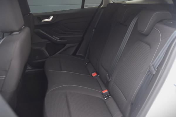 Ford FOCUS Wagon 1.0 EcoBoost Hybrid Titanium Style TREKHAAK/LED KOPLAMPEN/APPLE CARPLAY