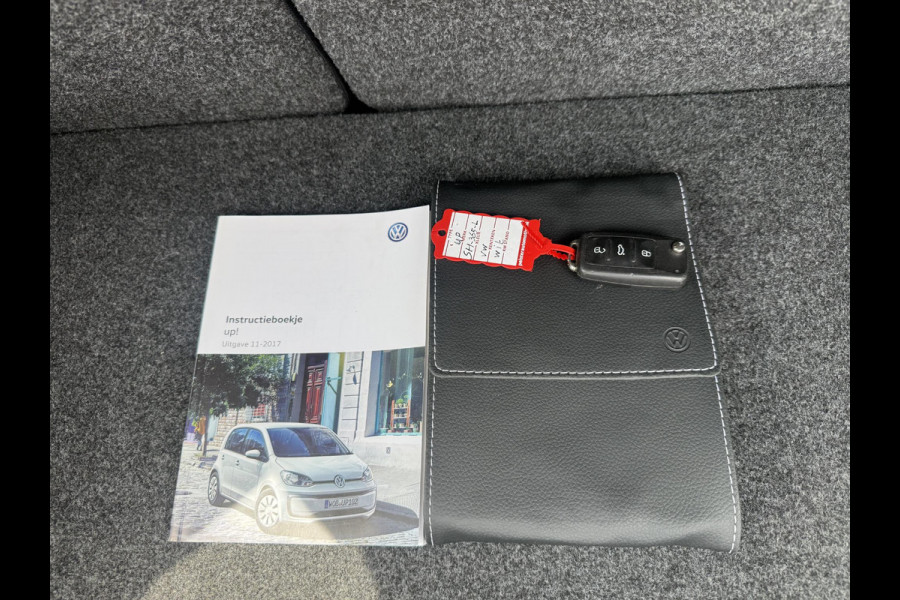 Volkswagen up! 1.0 BMT move up! 2e Eigenaar|Airco|Bluetooth|5-Deurs|N.A.P|APK tot 04-2027