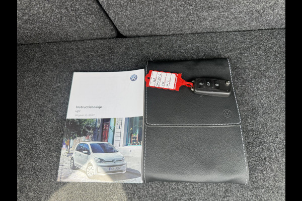 Volkswagen up! 1.0 BMT move up! 2e Eigenaar|Airco|Bluetooth|5-Deurs|N.A.P|APK tot 04-2027