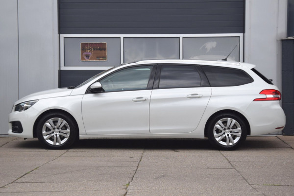 Peugeot 308 SW 1.2 PureTech Blue Lease Executive PANORAMADAK/APPLE CARPLAY/DEALER ONDERHOUDEN