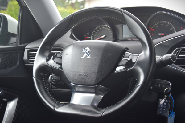 Peugeot 308 SW 1.2 PureTech Blue Lease Executive PANORAMADAK/APPLE CARPLAY/DEALER ONDERHOUDEN