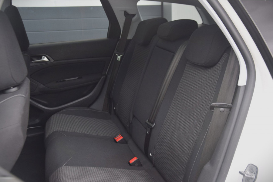 Peugeot 308 SW 1.2 PureTech Blue Lease Executive PANORAMADAK/APPLE CARPLAY/DEALER ONDERHOUDEN